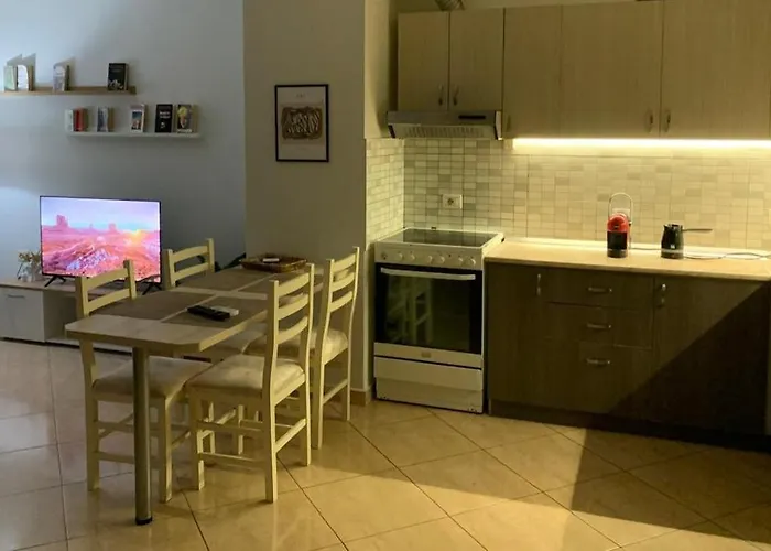 Lighthouse Spacious New Bazaar Apartament Tirana