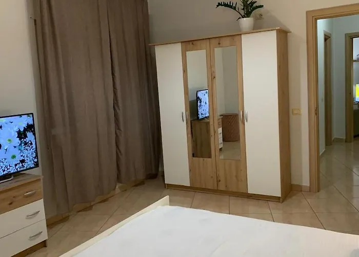 Apartmán Lighthouse Spacious New Bazaar Tirana