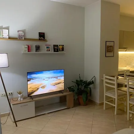 Lighthouse Spacious New Bazaar Appartamento