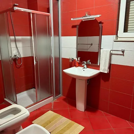 Lighthouse Spacious New Bazaar Apartment *